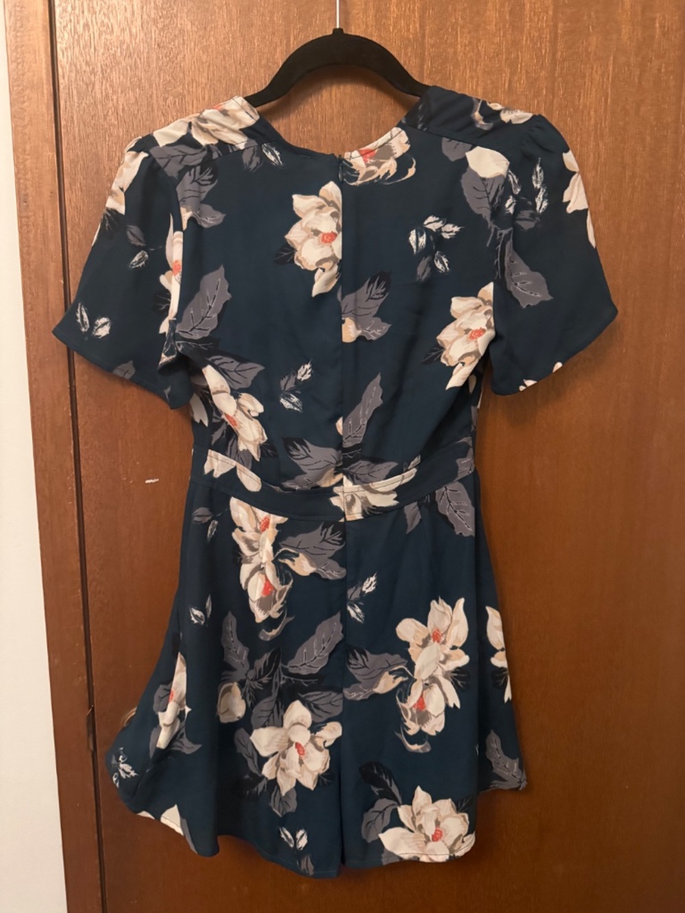 ASTR Romper - Picture 3 of 4